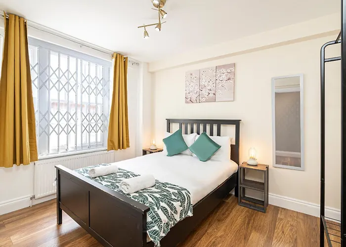 Nice 3 Bedrooms Apartment Near Hyde Park & Oxford St